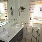 Ostseeblick Penthouse, Schoenberger 公寓 *